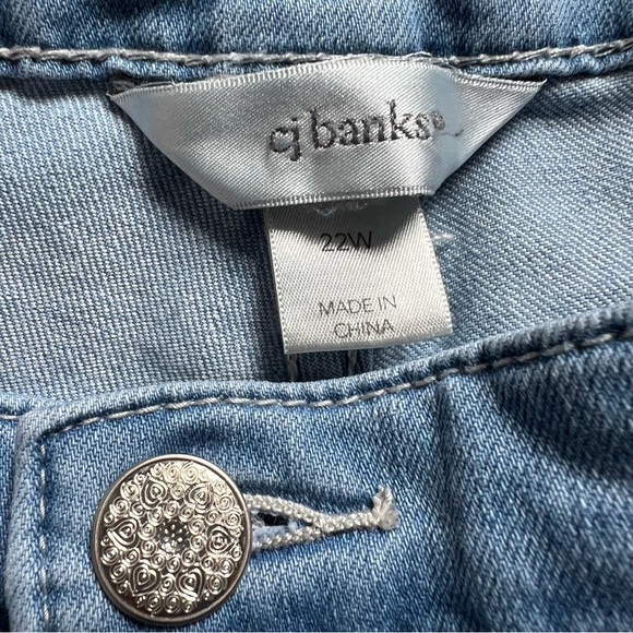 CJ Banks Women's Jeans Lighter Bedazzled Studded Crystal Pockets Plus Size 22W - Picture 3 of 9